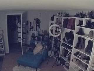 Miss Olivia Black Dressing Room